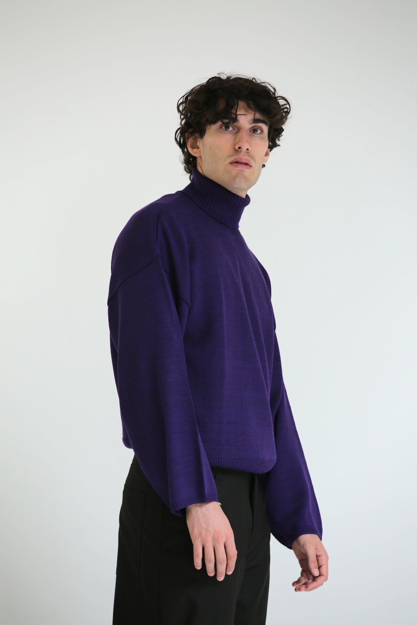 Dolcevita crop over viola