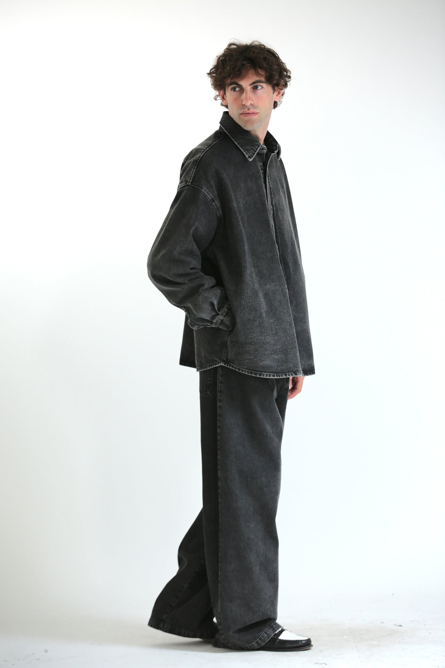 Camicia over denim black