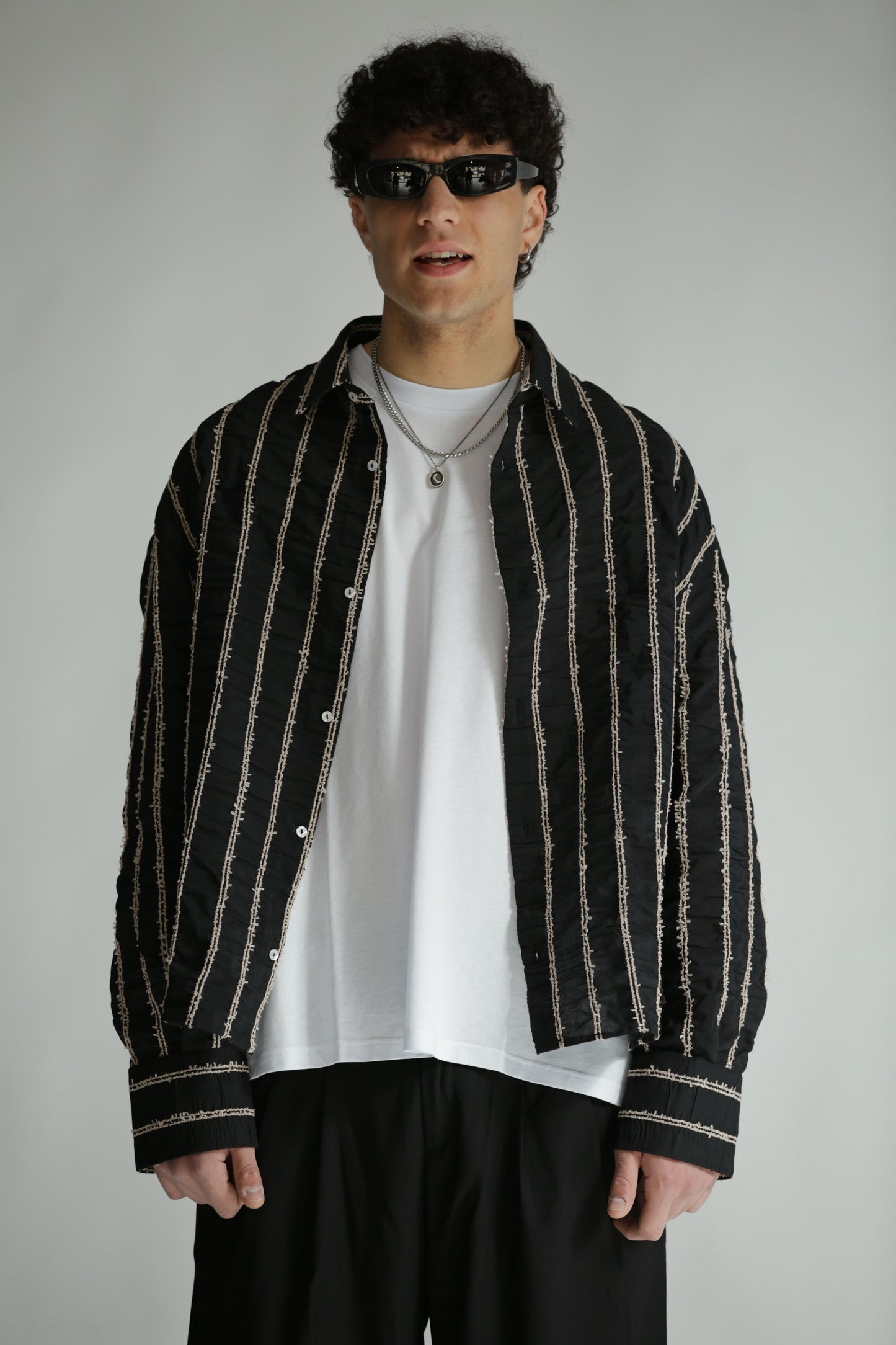 Camicia rilievo nera