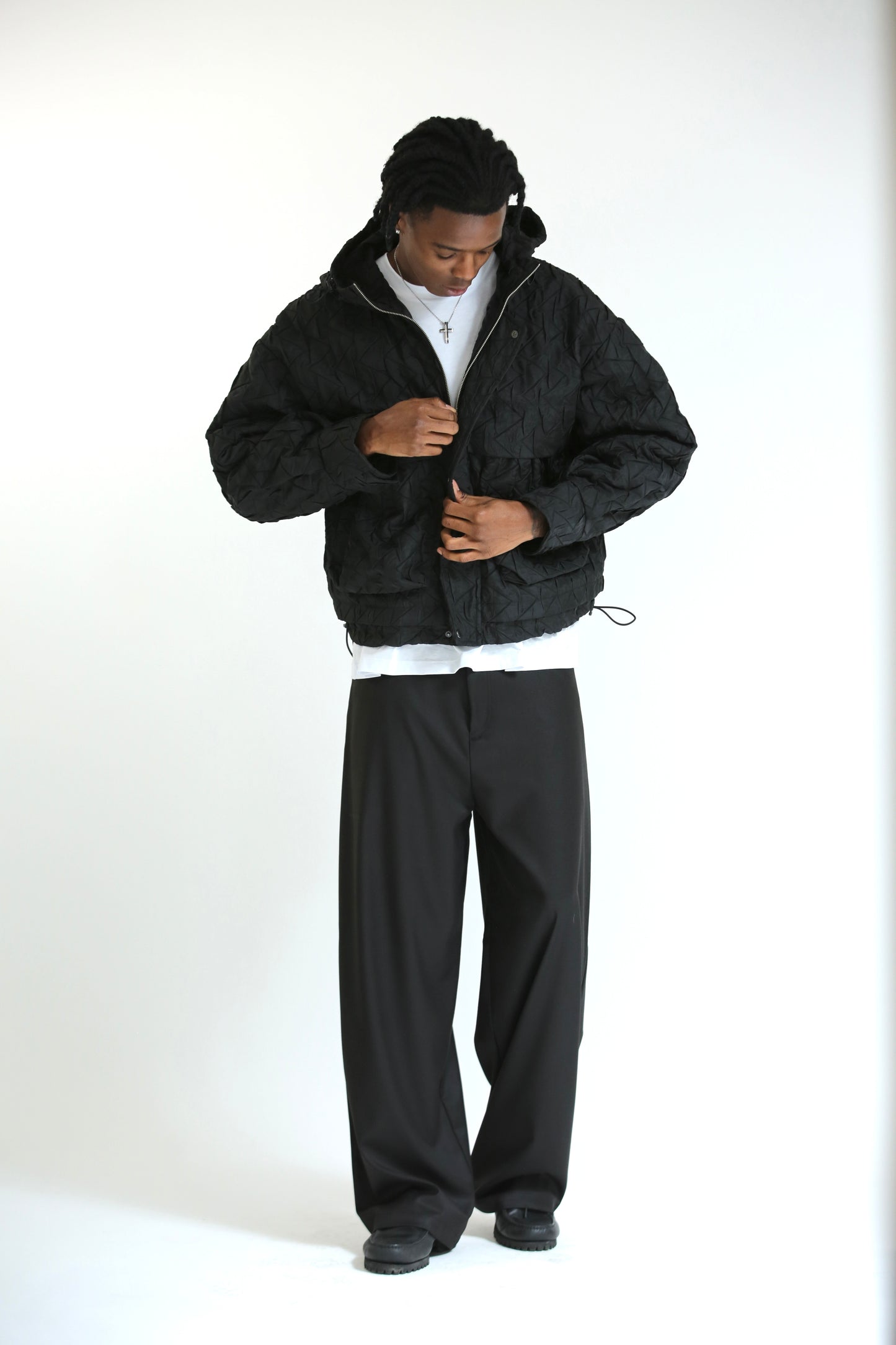 Bomber crop trapuntato nero