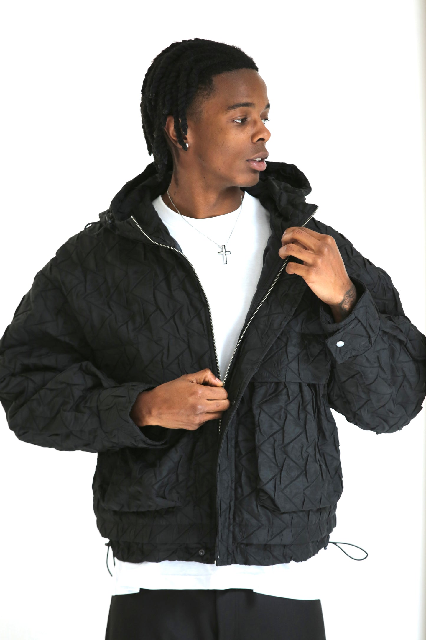 Bomber crop trapuntato nero