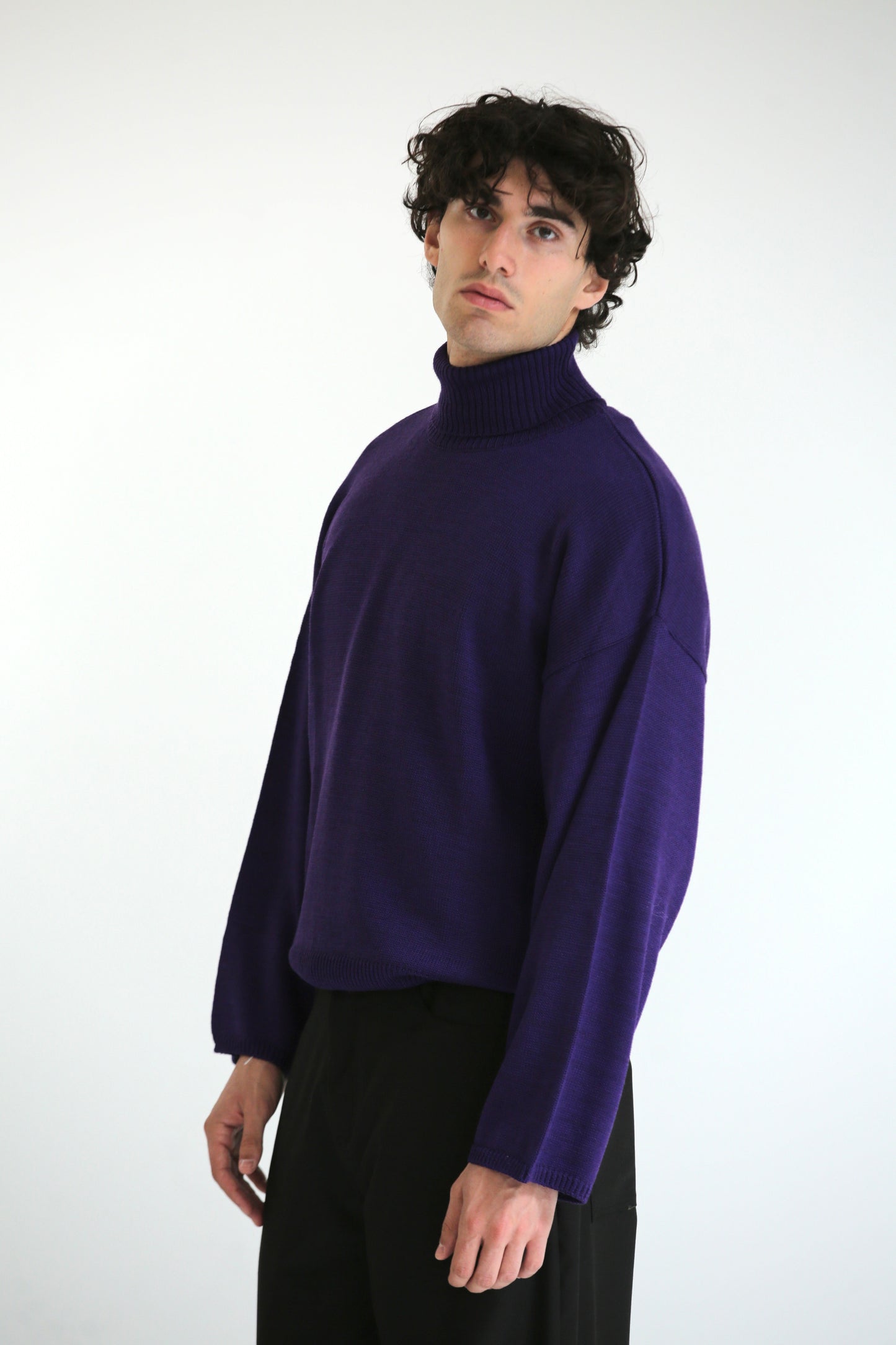 Dolcevita crop over viola