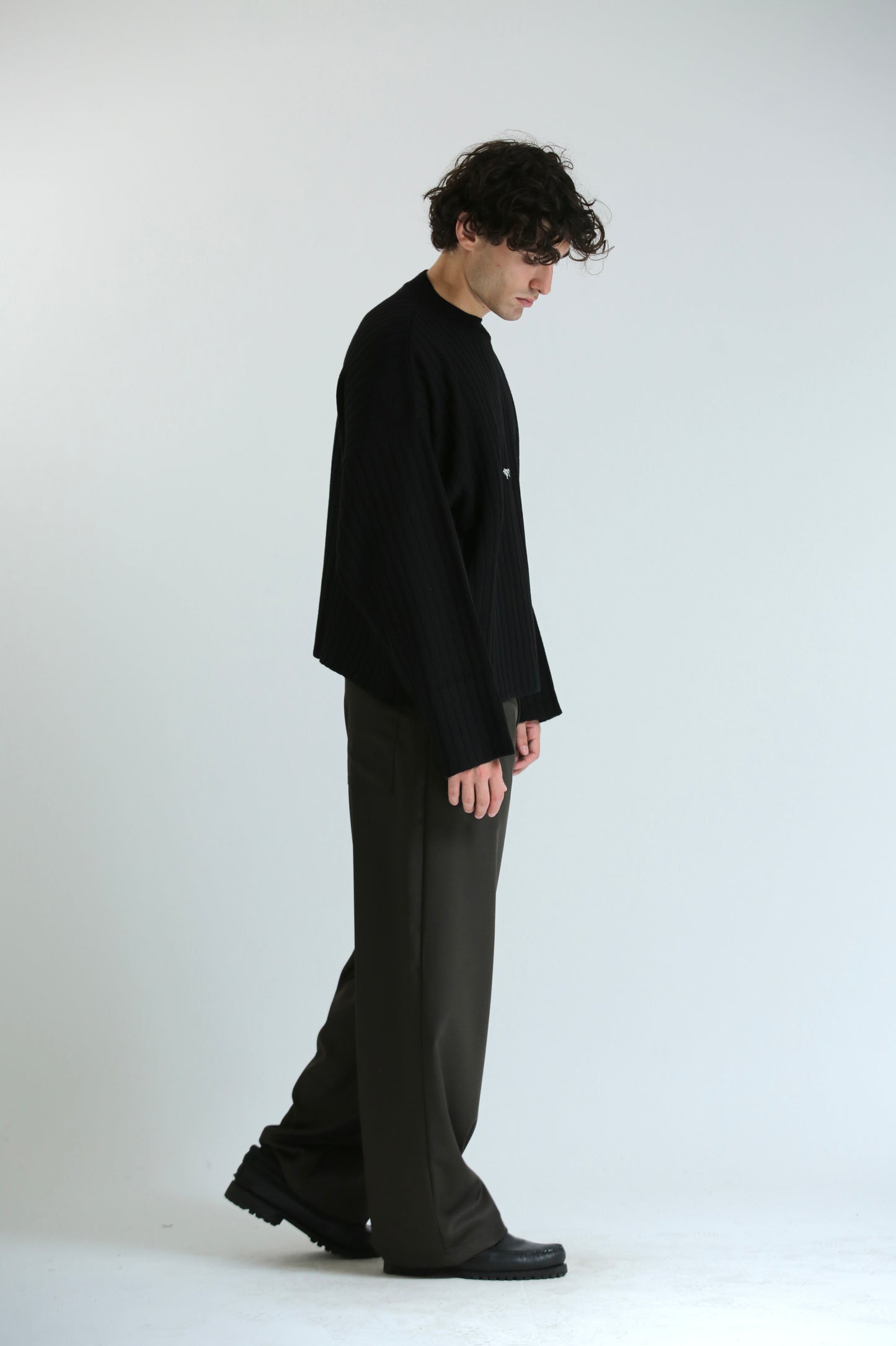Maglione crop logo nero