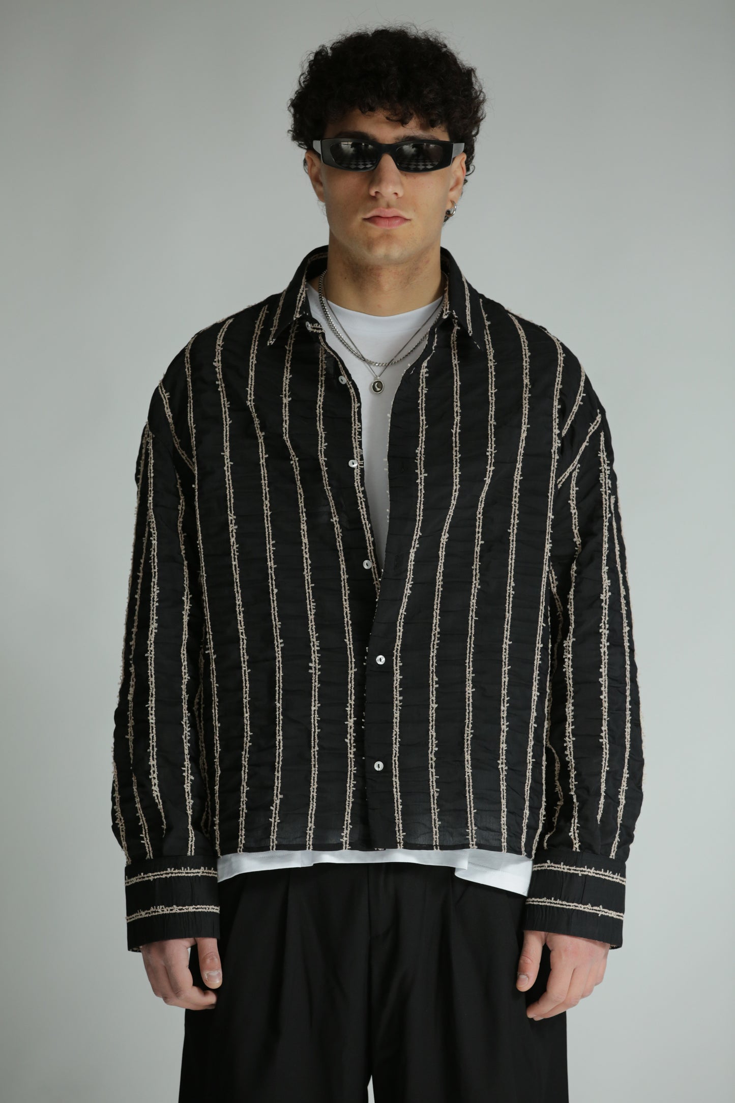 Camicia rilievo nera