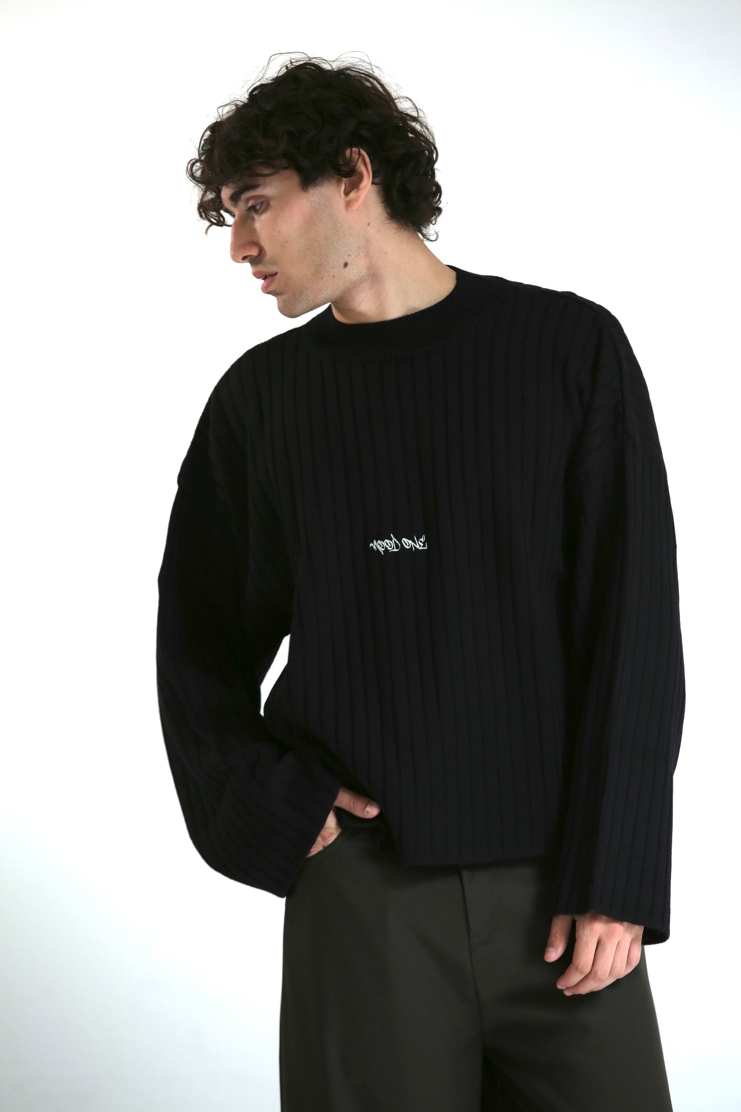 Maglione crop logo nero