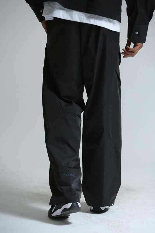 Pantalone taglio intarsio nylon nero