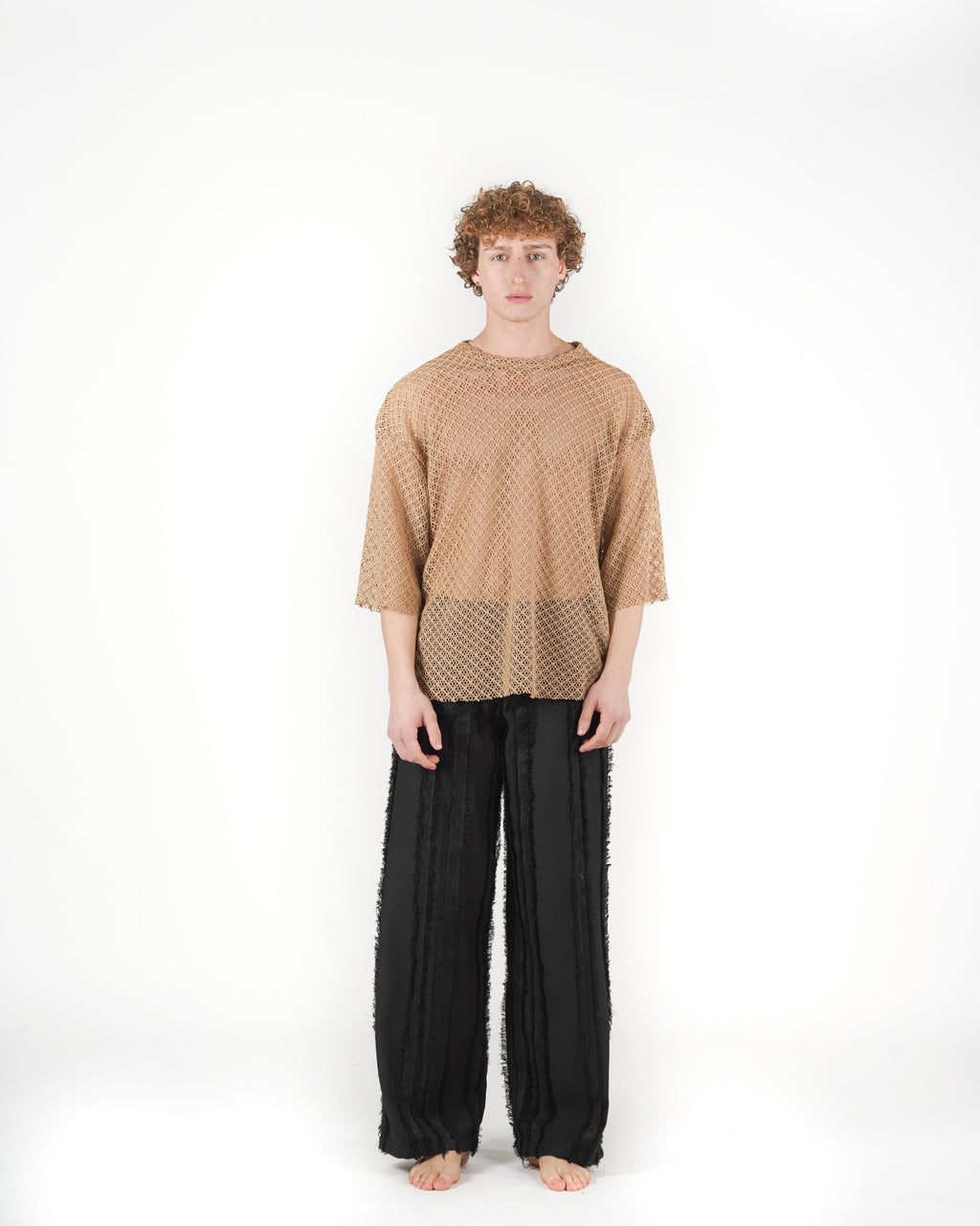 T-shirt traforata beige