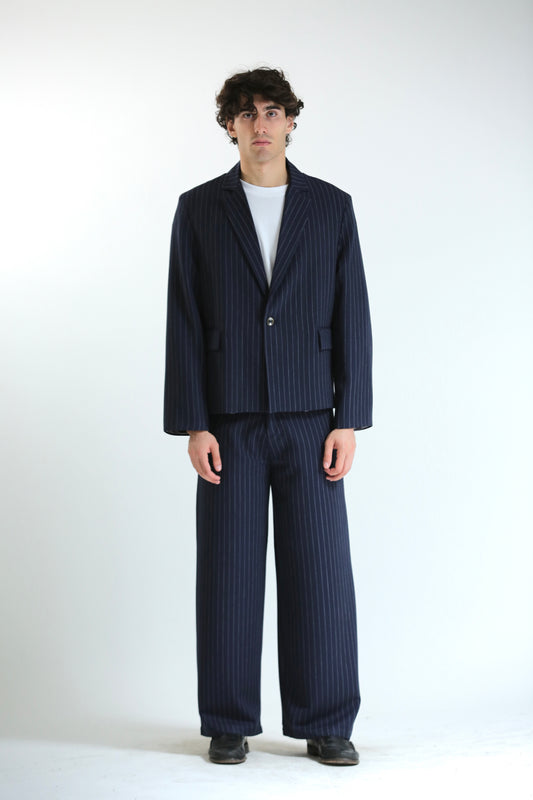 Giacca crop monopetto gessata blu