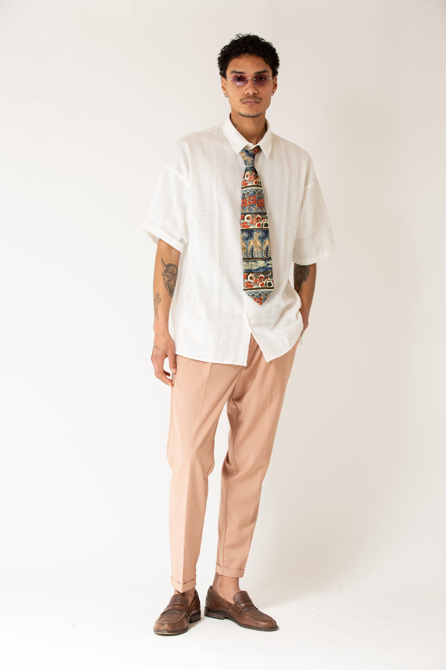 Pantalone rosa fondo stretto