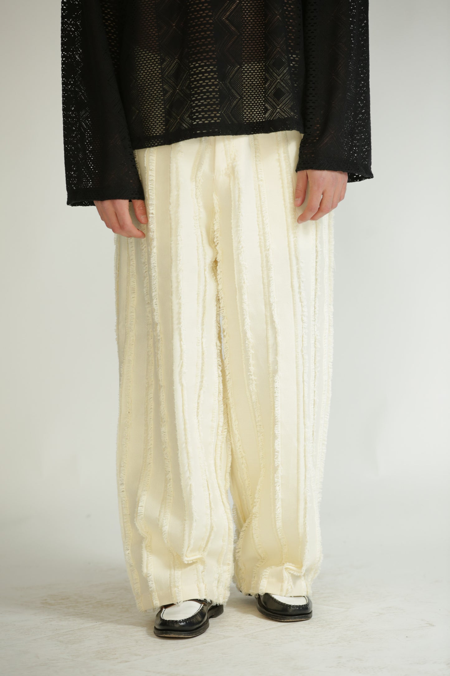 Pantaloni frangiati panna