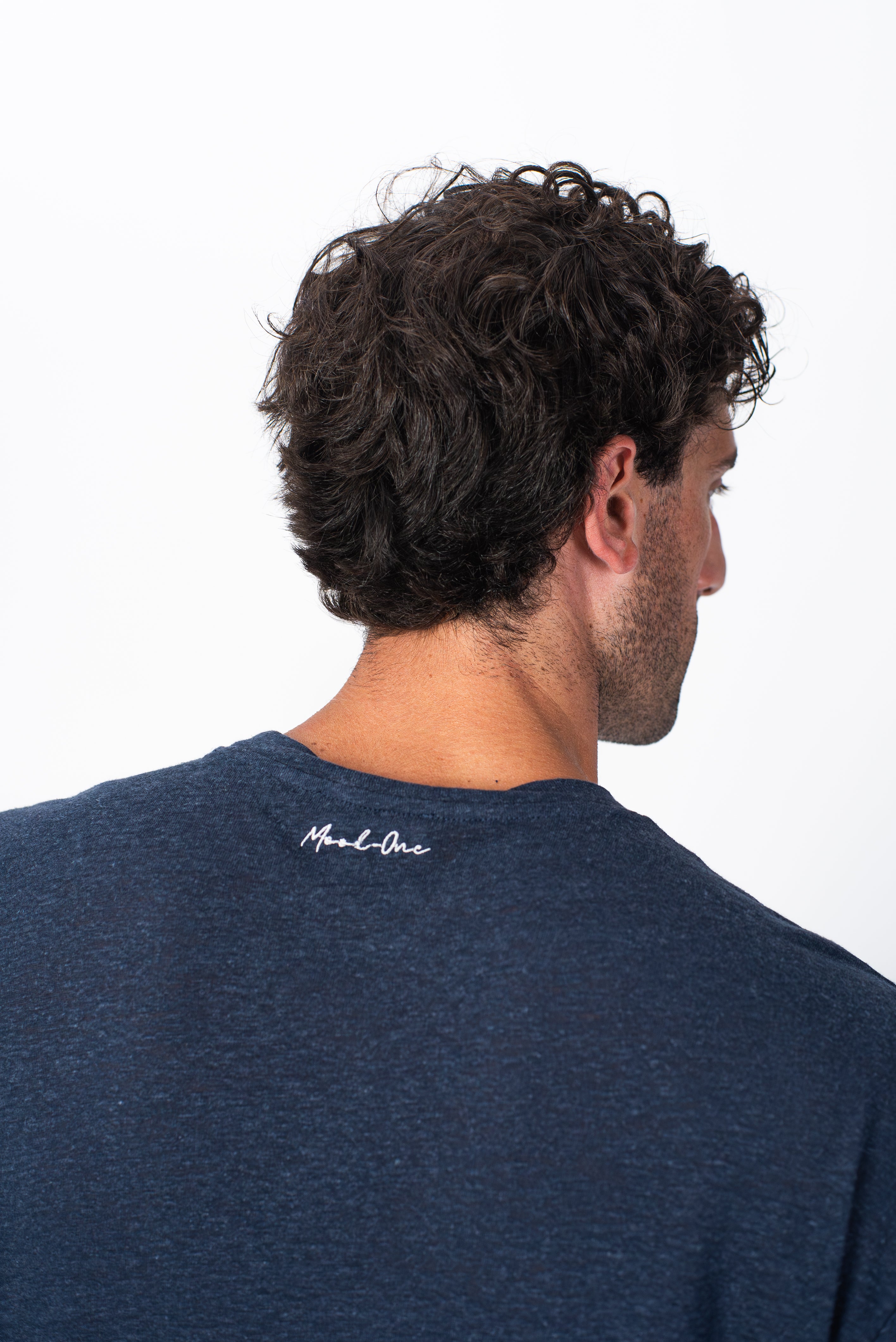 Tee blu