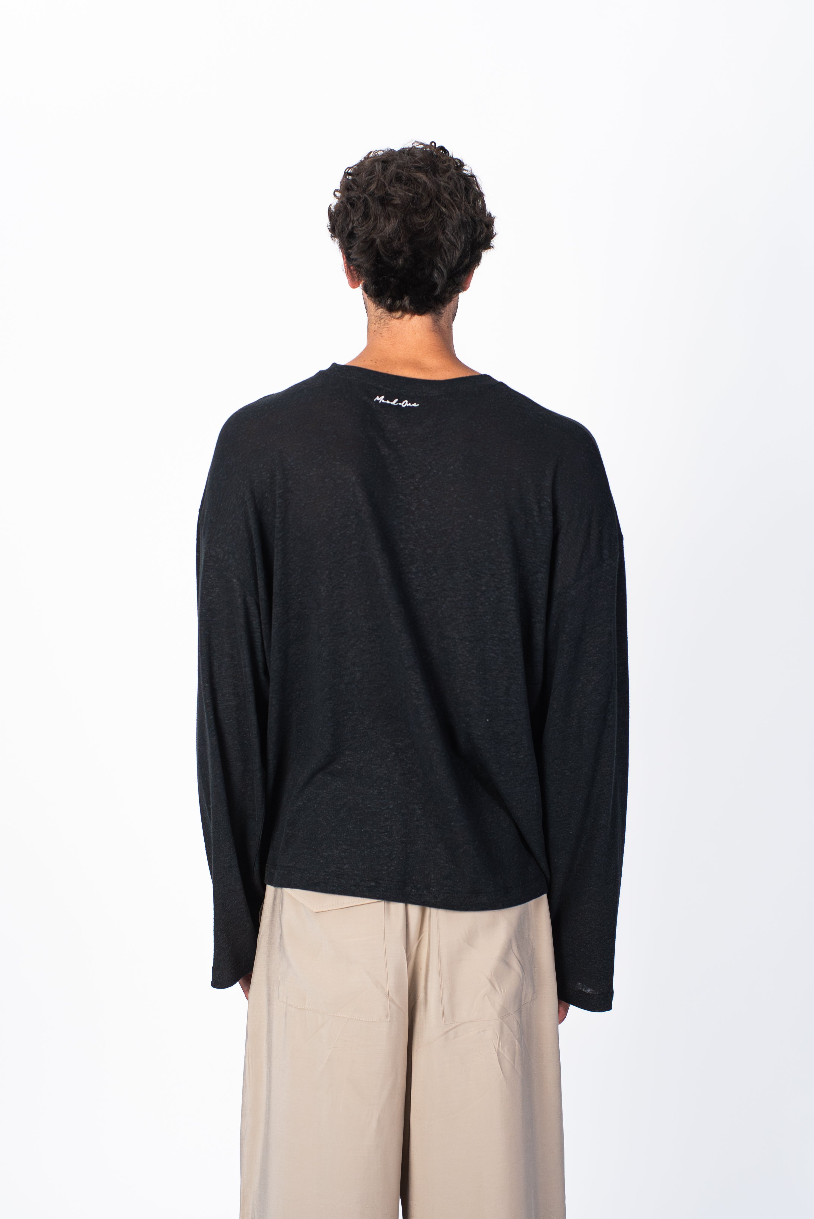 Long sleeve black