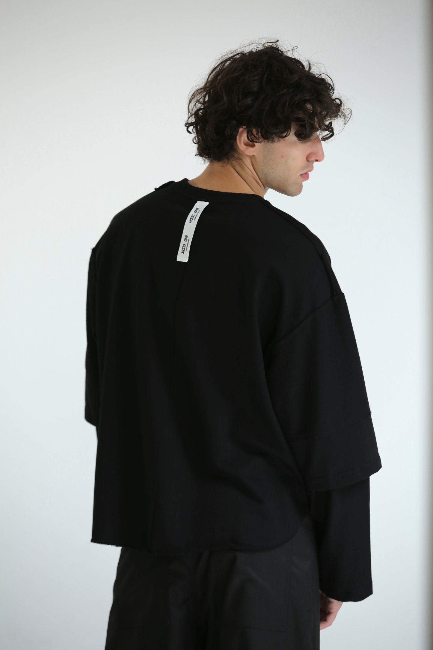 Long sleeve tagli intarsio nera