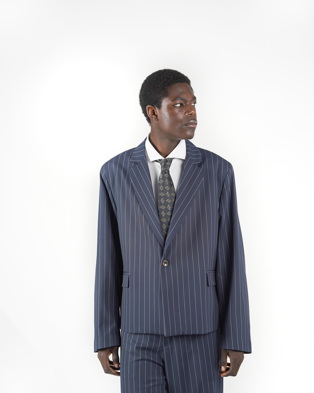 Giacca monopetto crop gessato blu