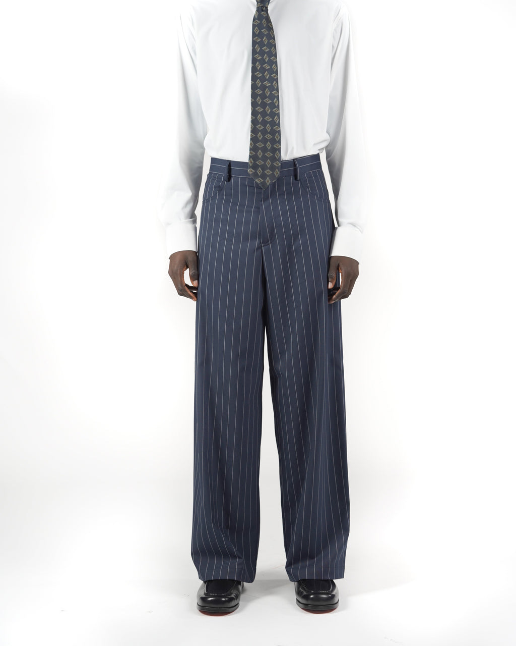 Pantalone baggy sartoriale gessato blu