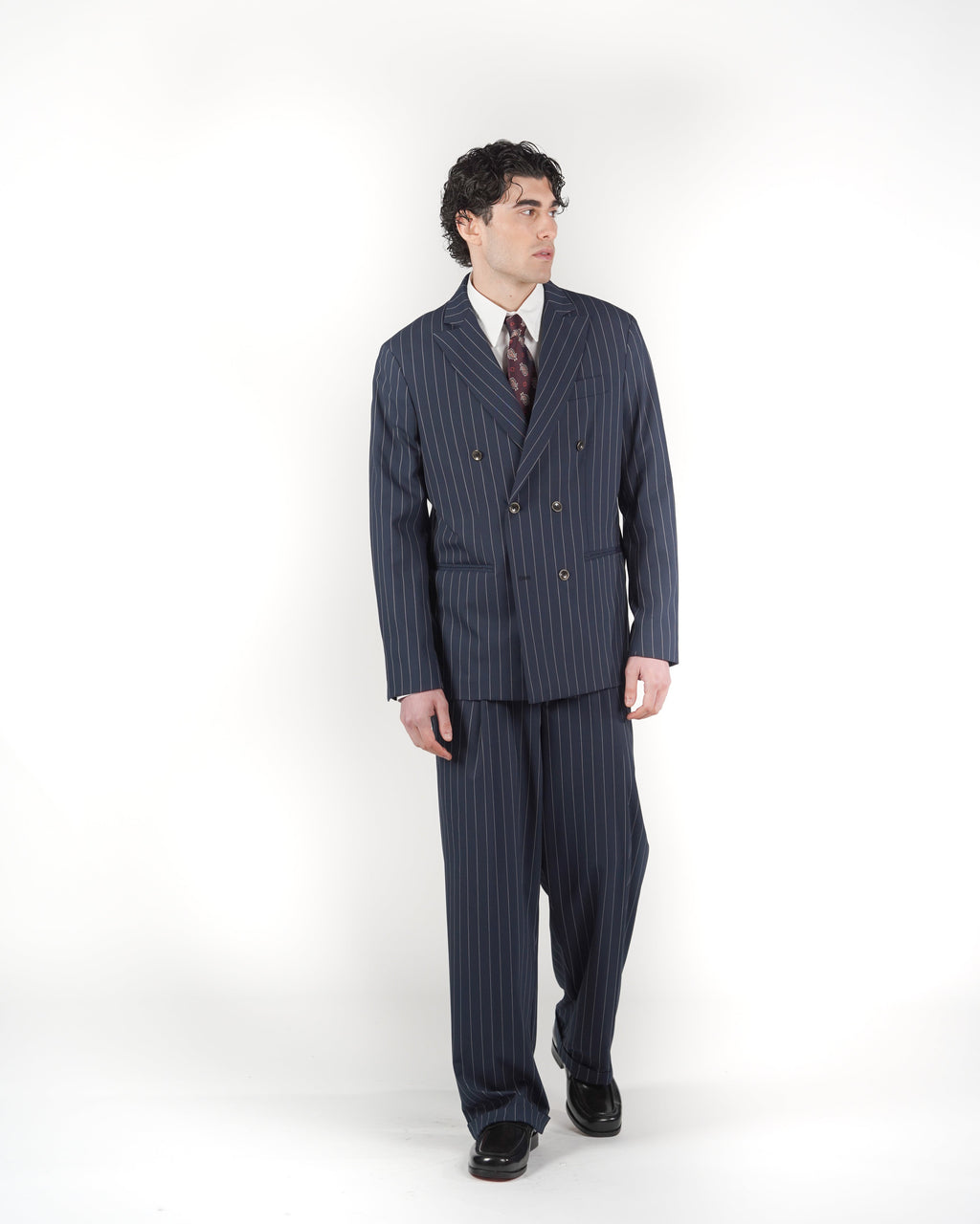 Pantalone loose fit sartoriale gessato blu