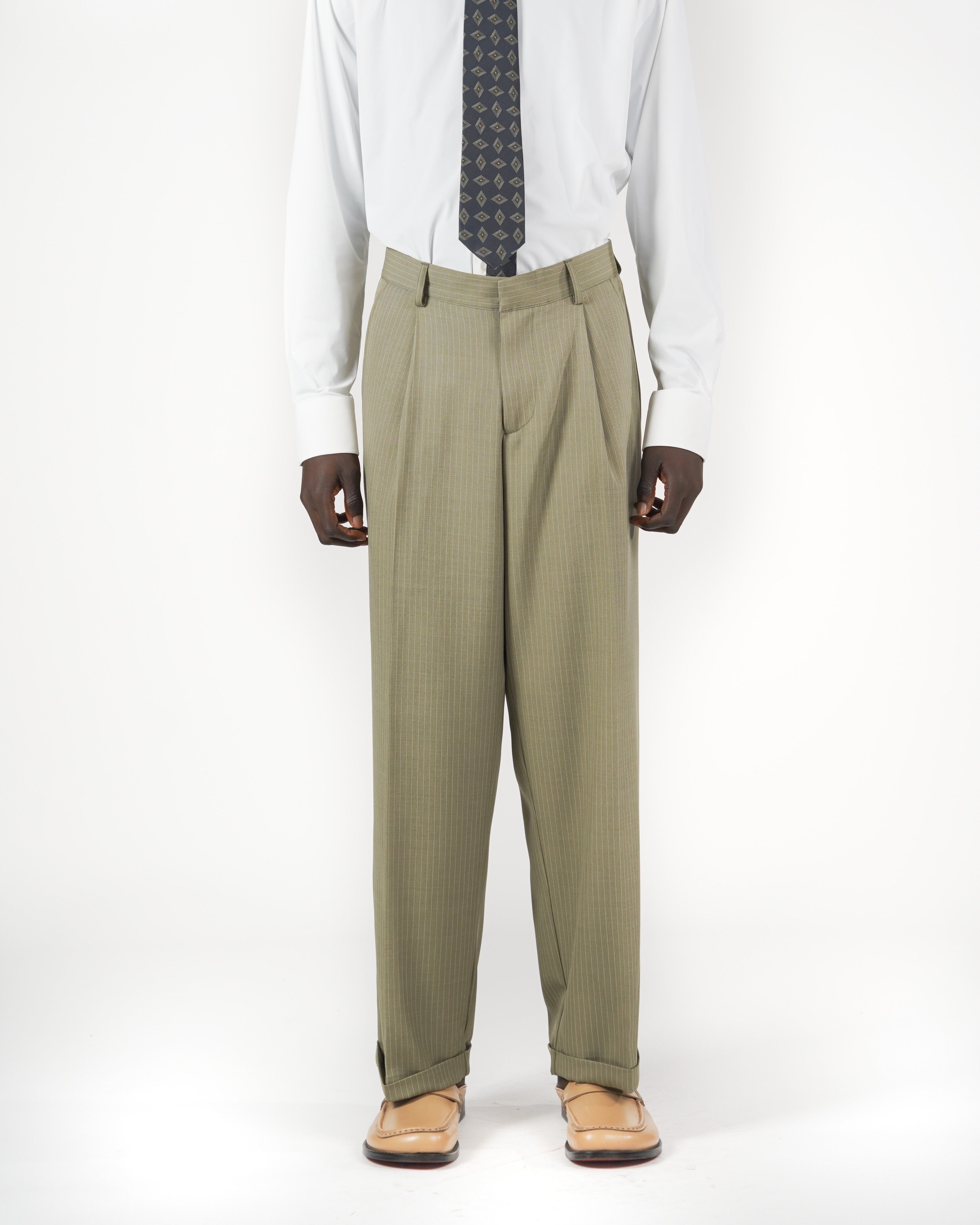 Pantalone loose fit sartoriale gessato verde