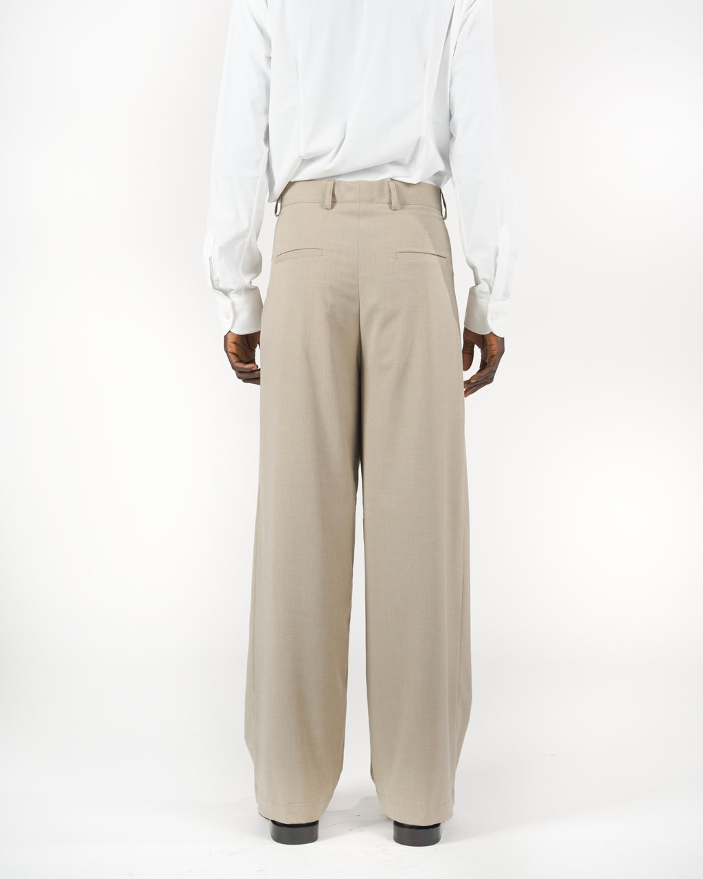 Pantalone baggy sartoriale beige