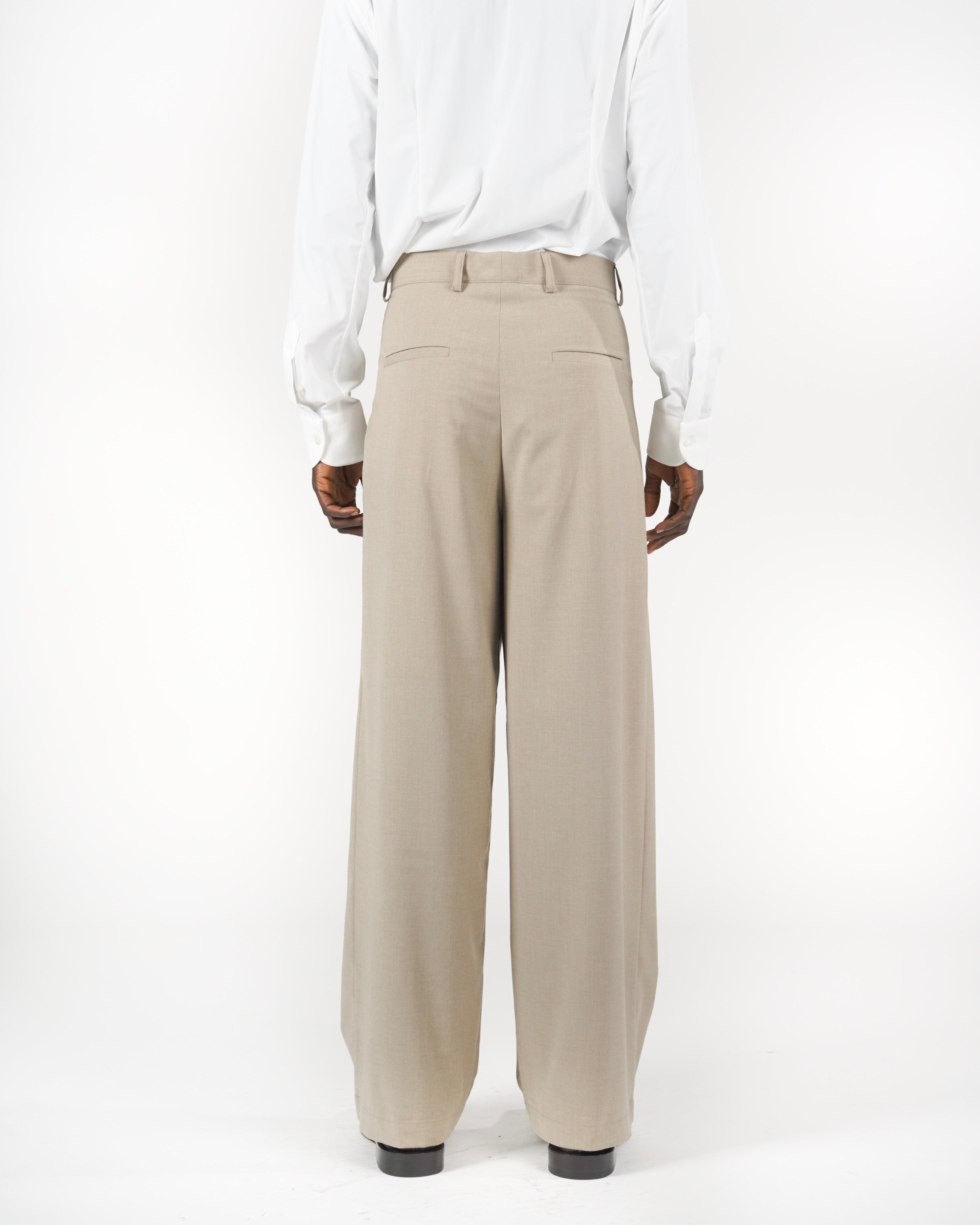 Pantalone baggy sartoriale beige
