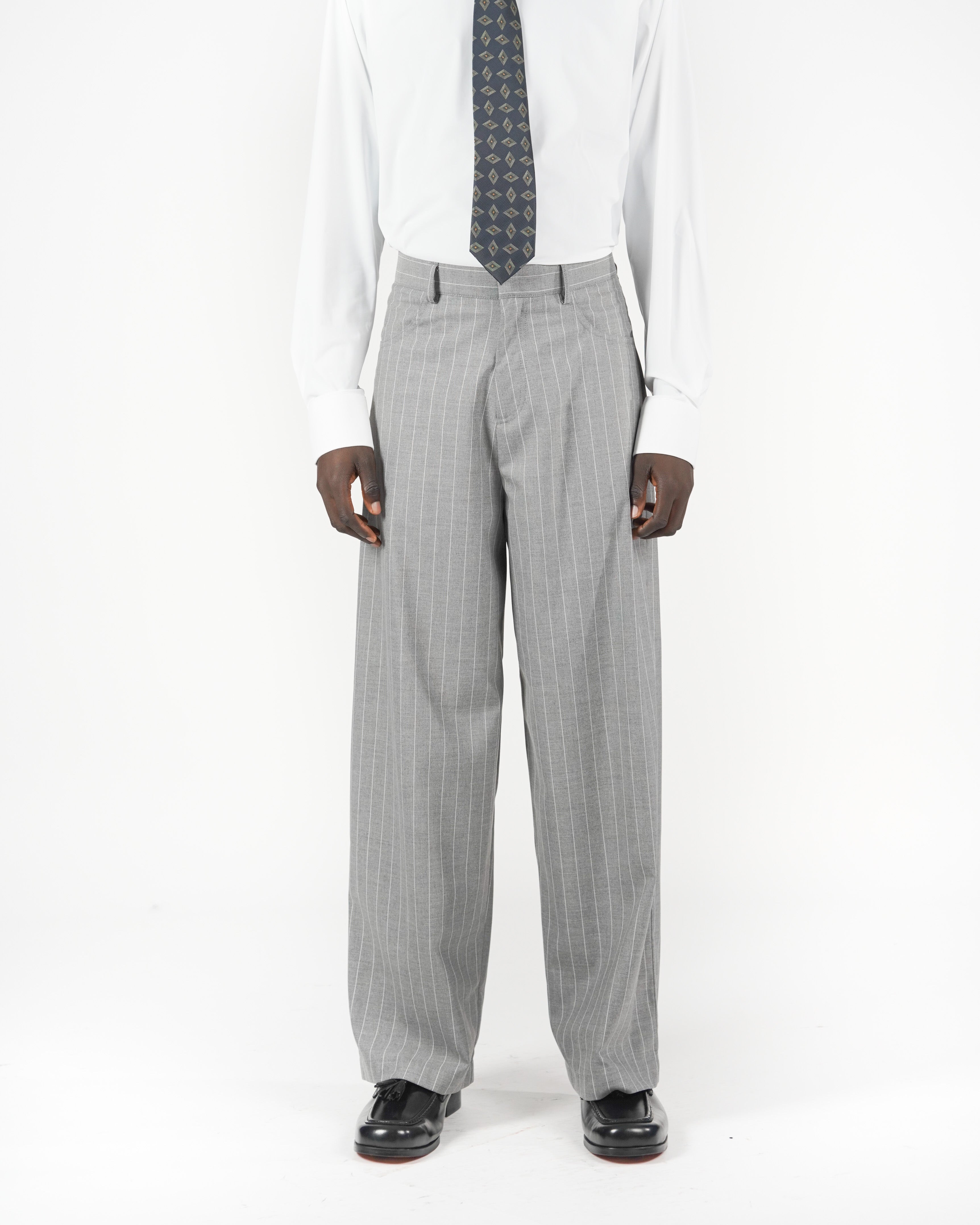 Pantalone baggy sartoriale gessato grigio