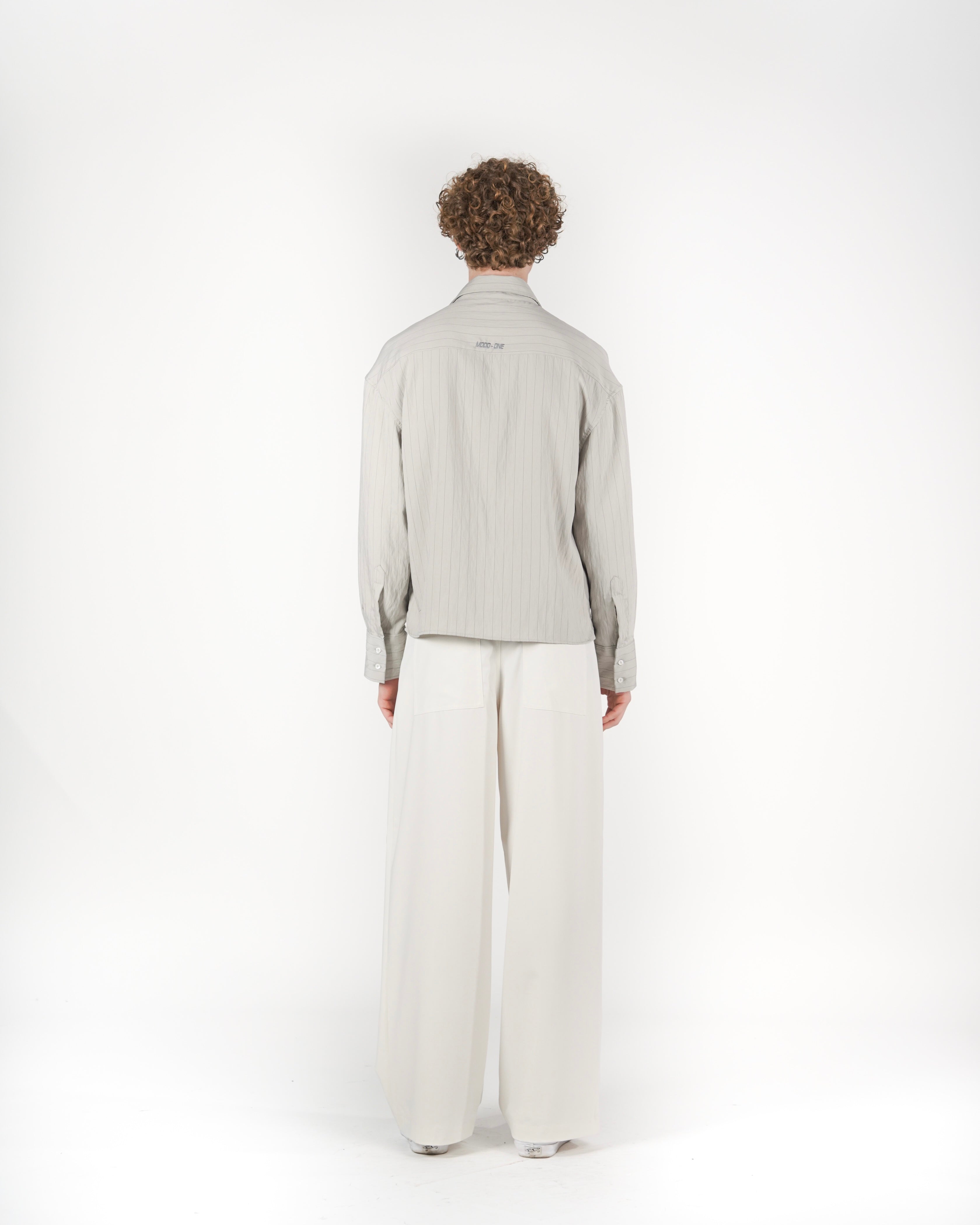 Camicia con tasche grigia