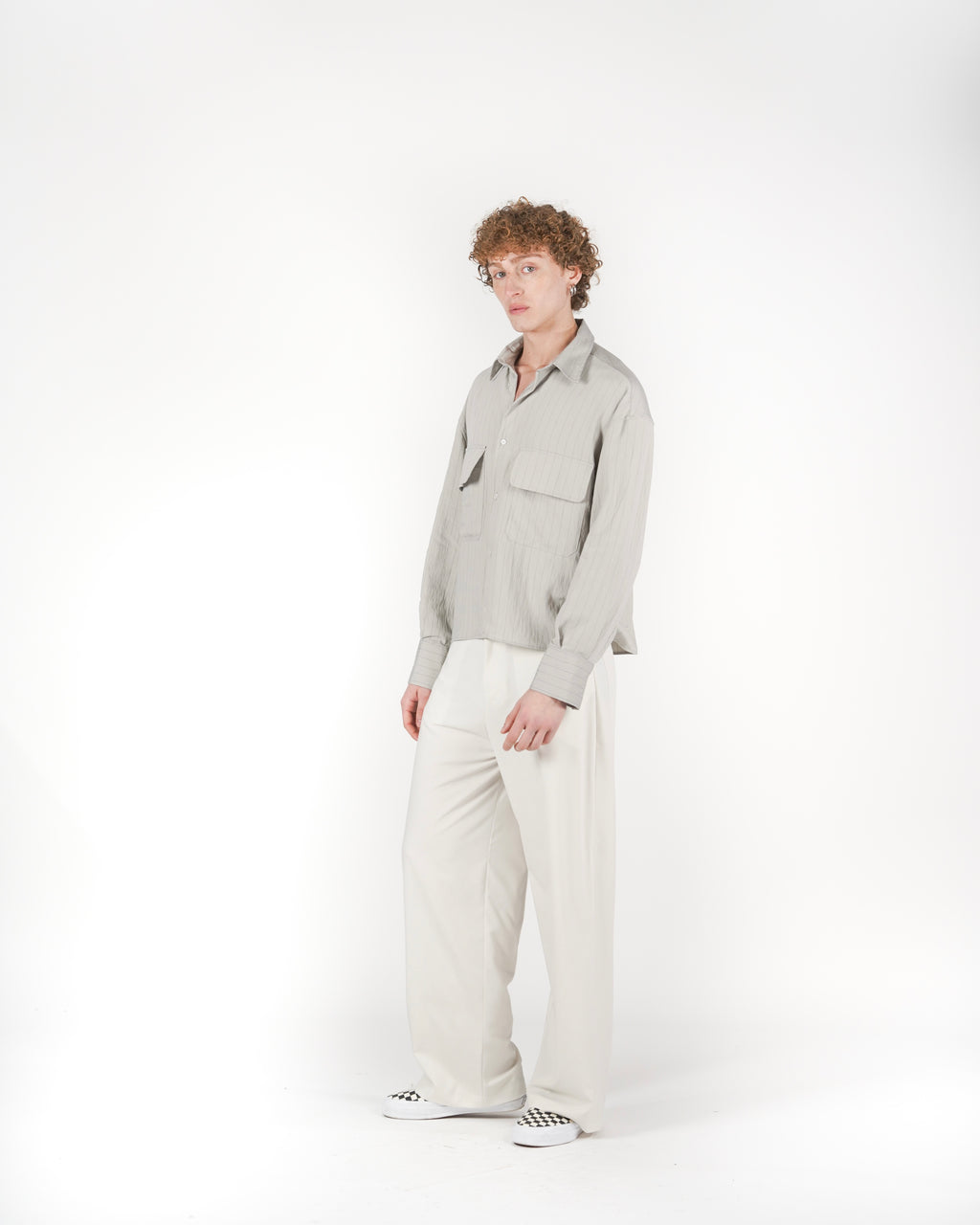 Camicia con tasche grigia