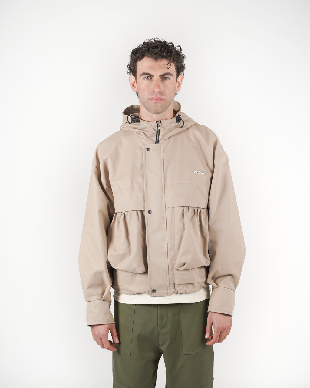 Giacca beige con cappuccio