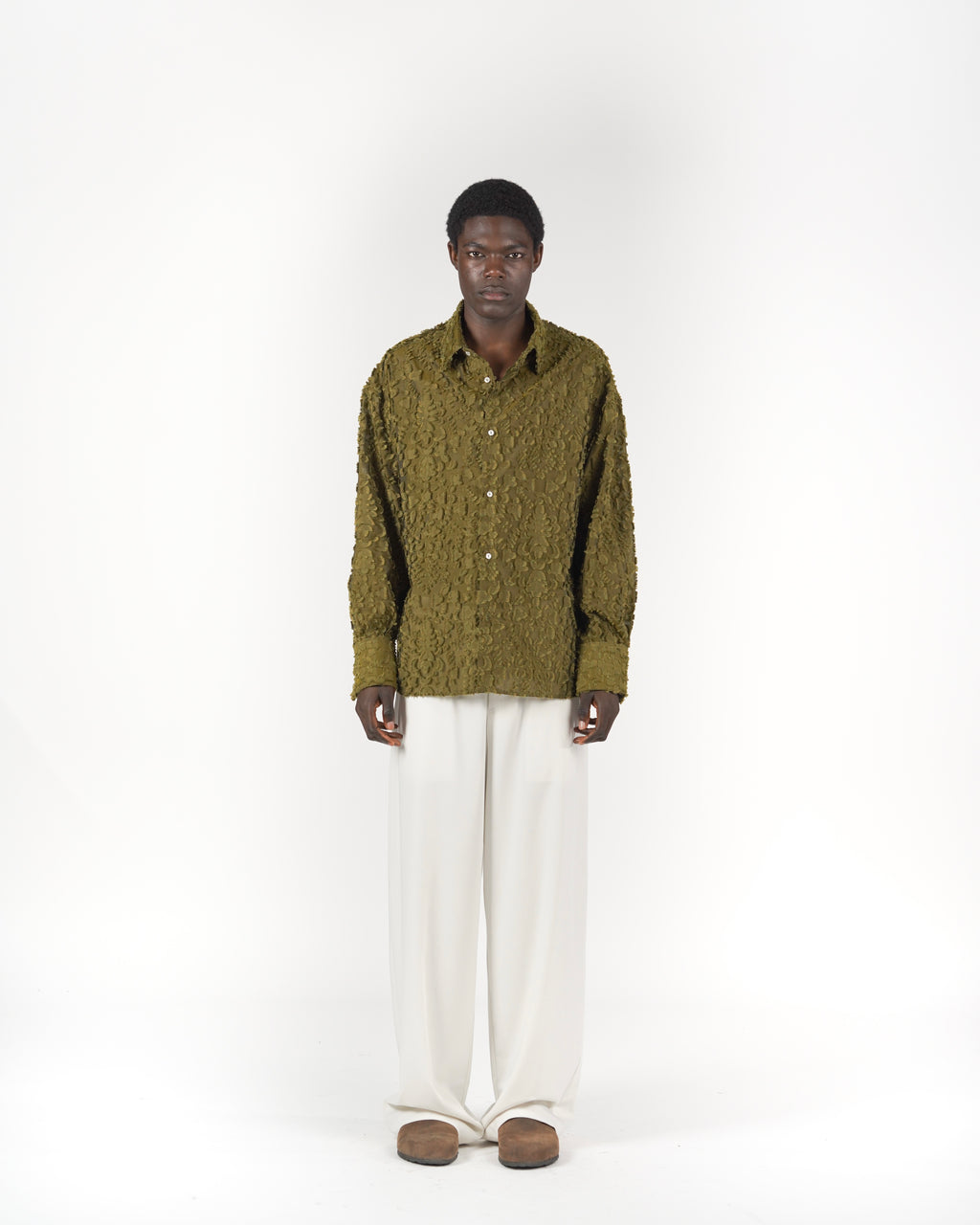 Camicia verde frangiata