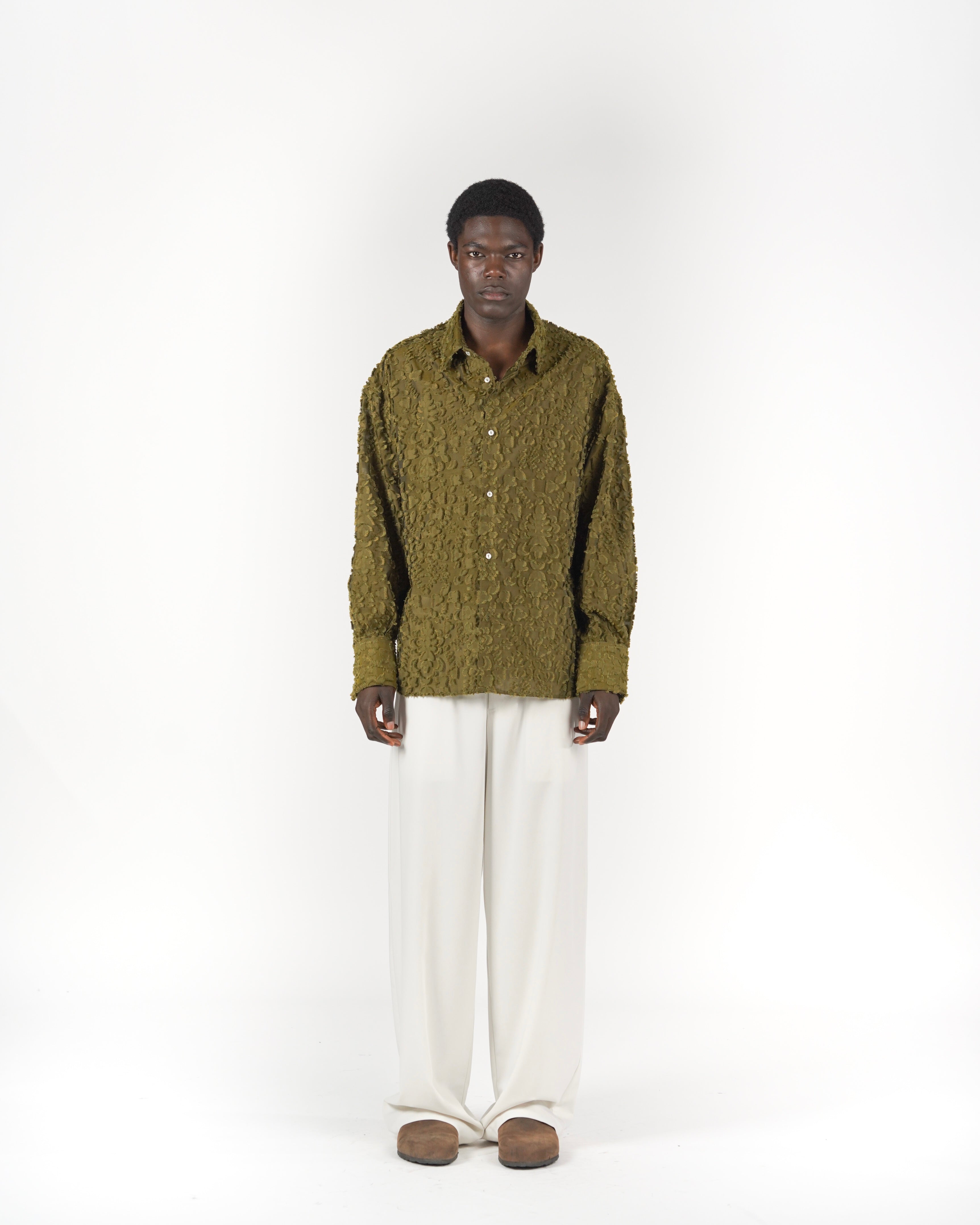 Camicia verde frangiata