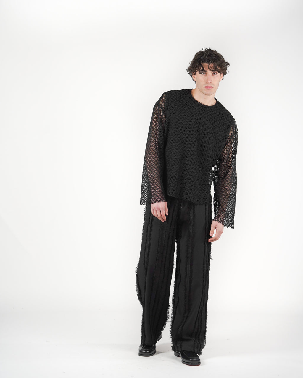 Longsleeve traforata nera