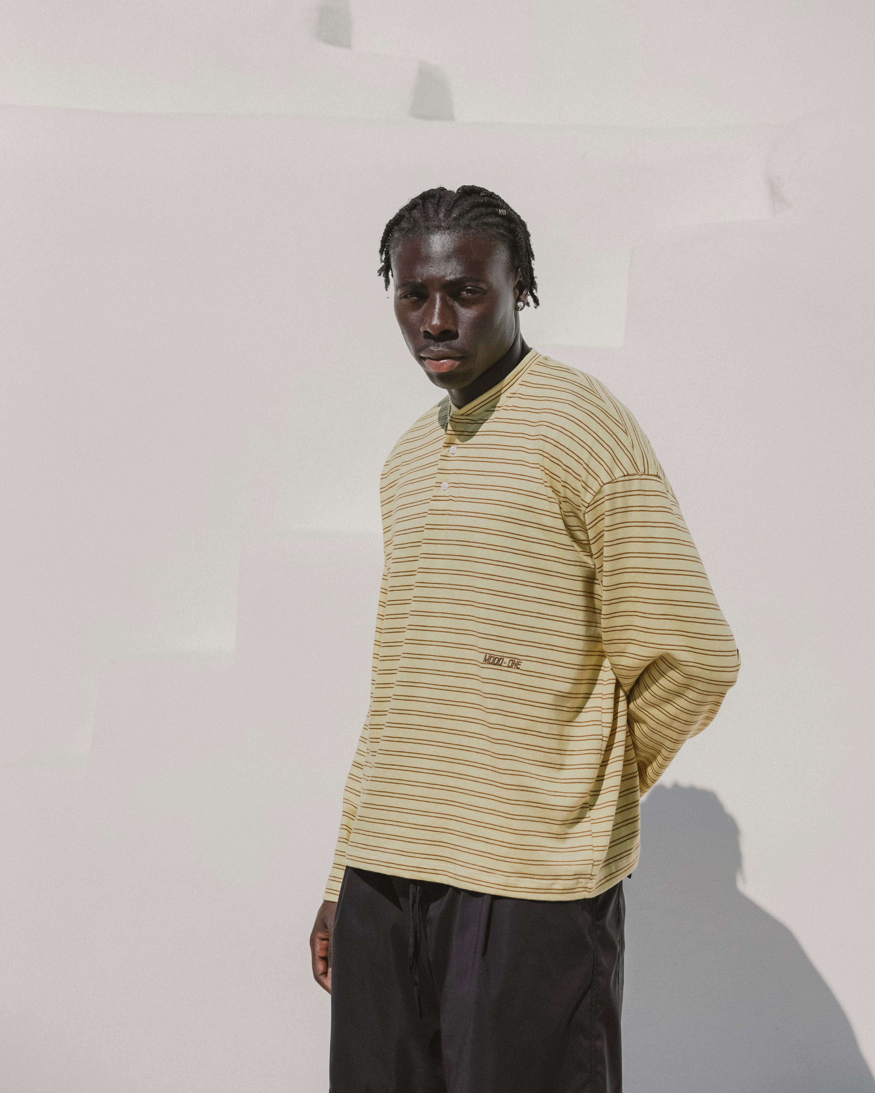 Yellow striped serafino