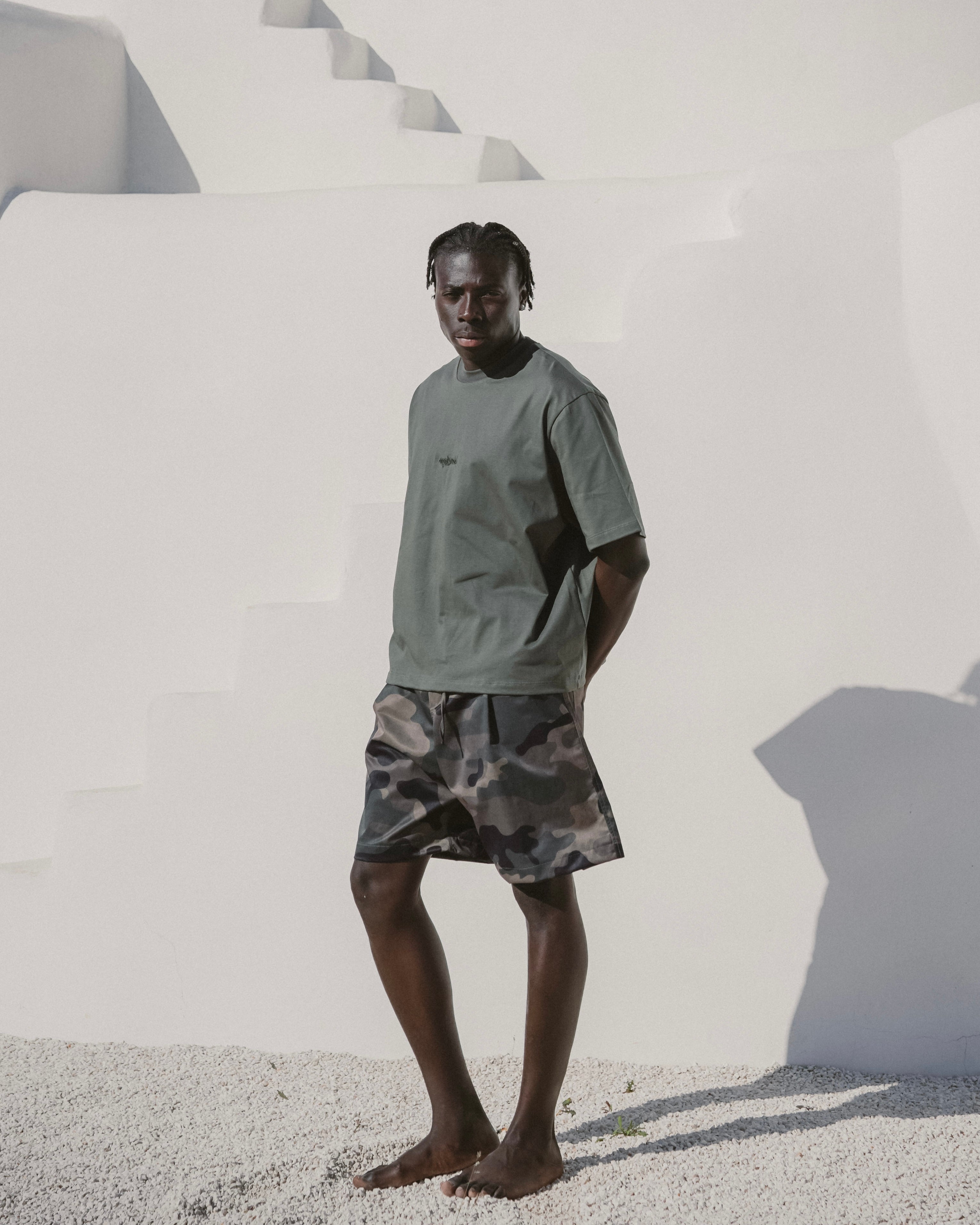 Green embroidered tee