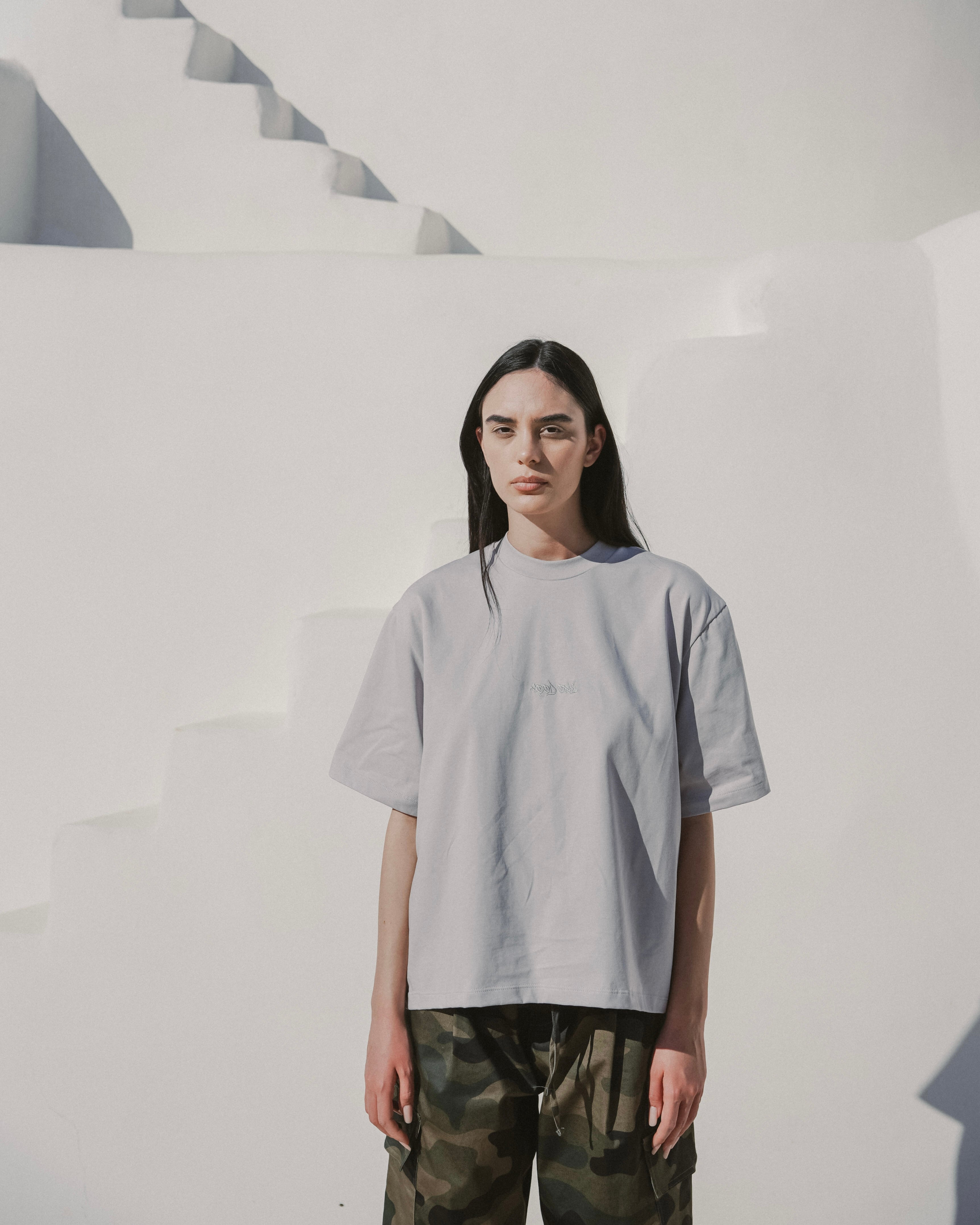 Grey embroidered tee