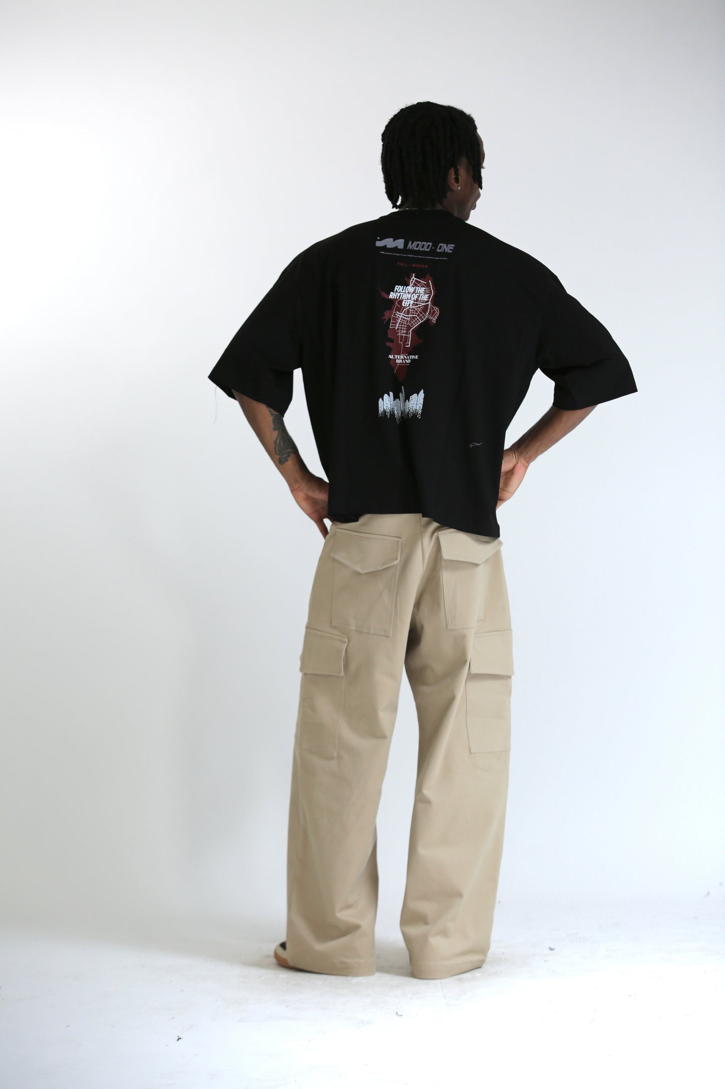T-shirt city nera manica 3/4