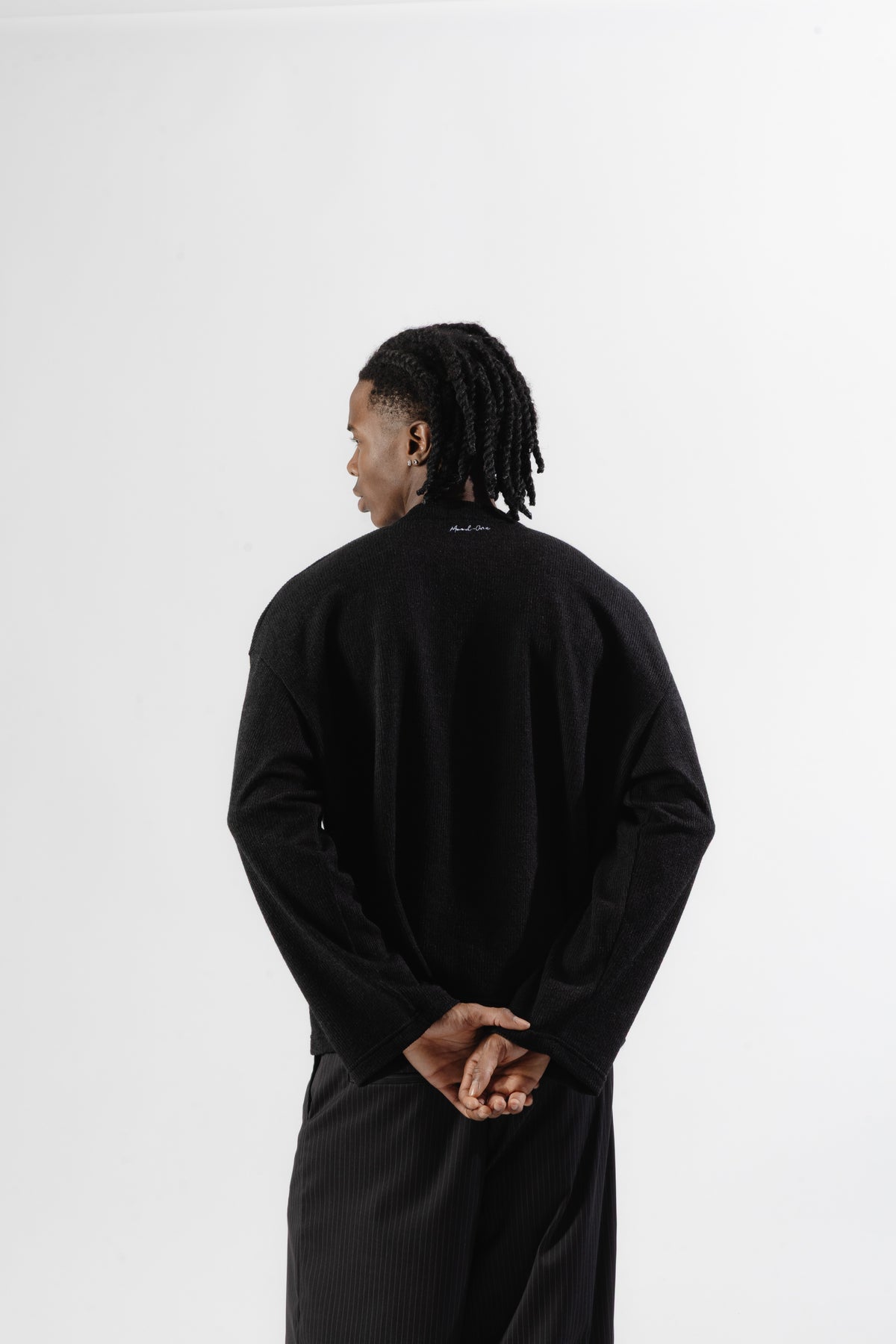 Black Soft Serafino Longsleeve
