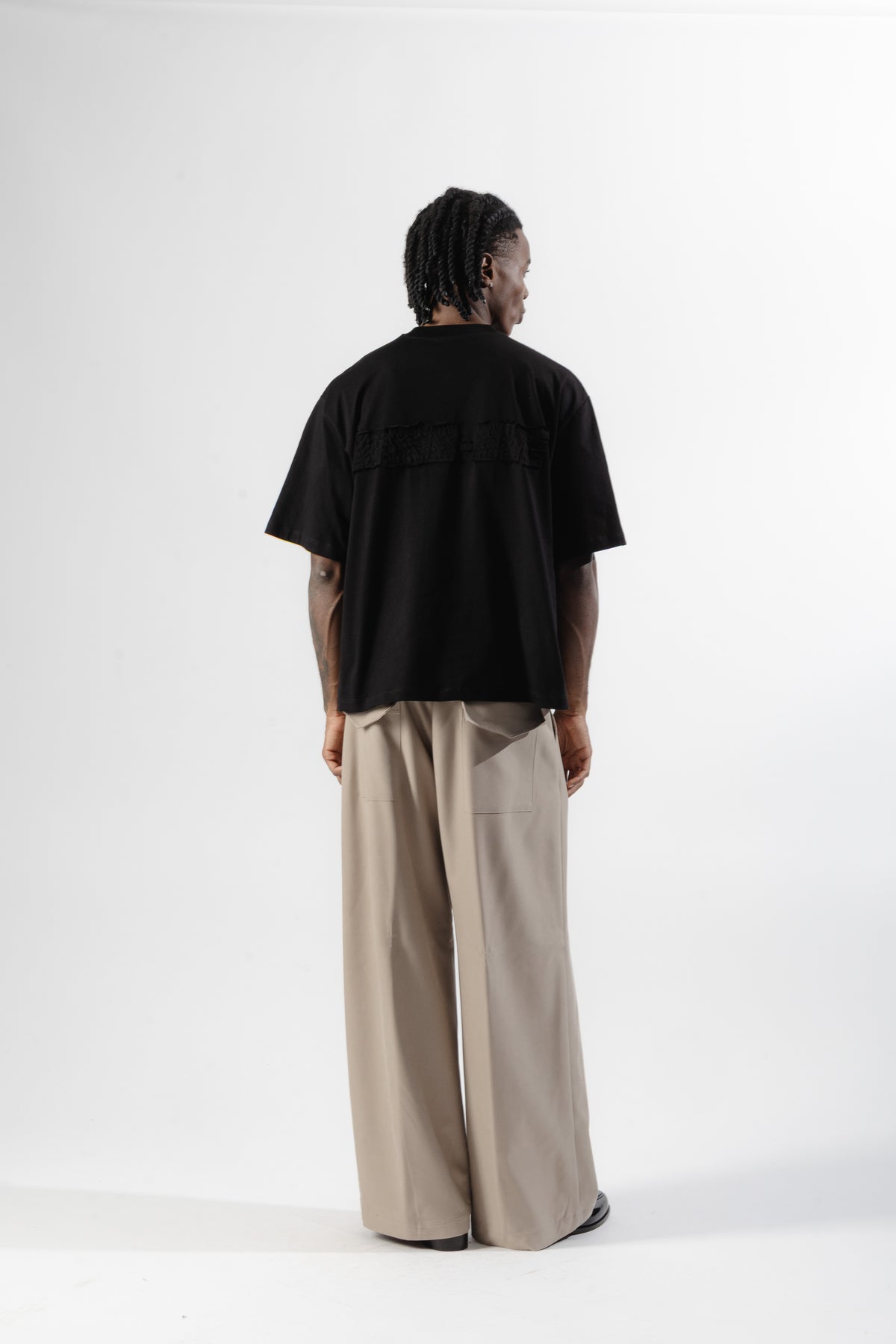 Black Mood-one tee
