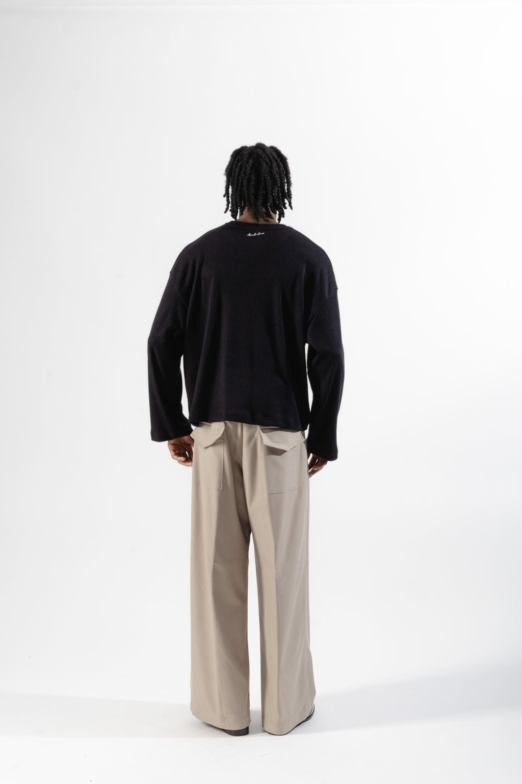 Black Ribbed Longsleeve