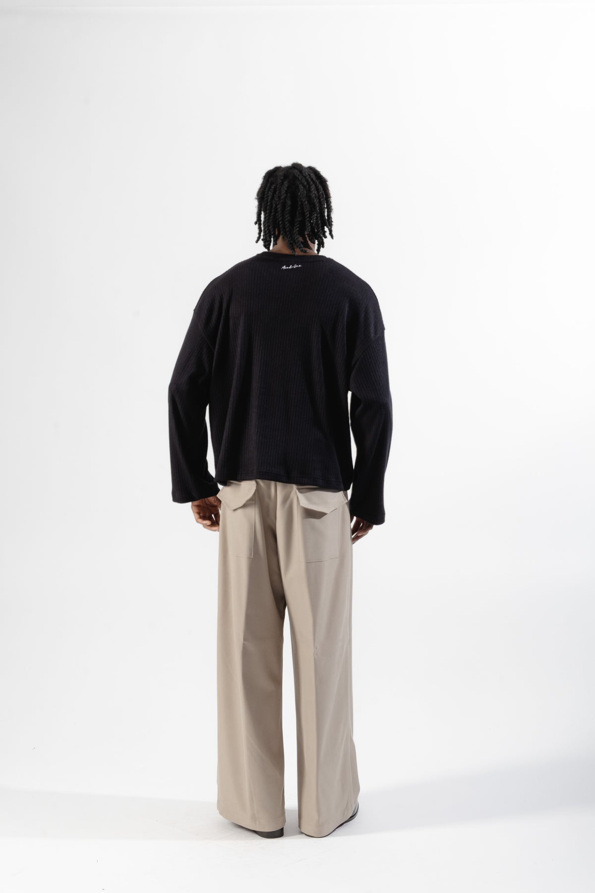 Black Ribbed Longsleeve