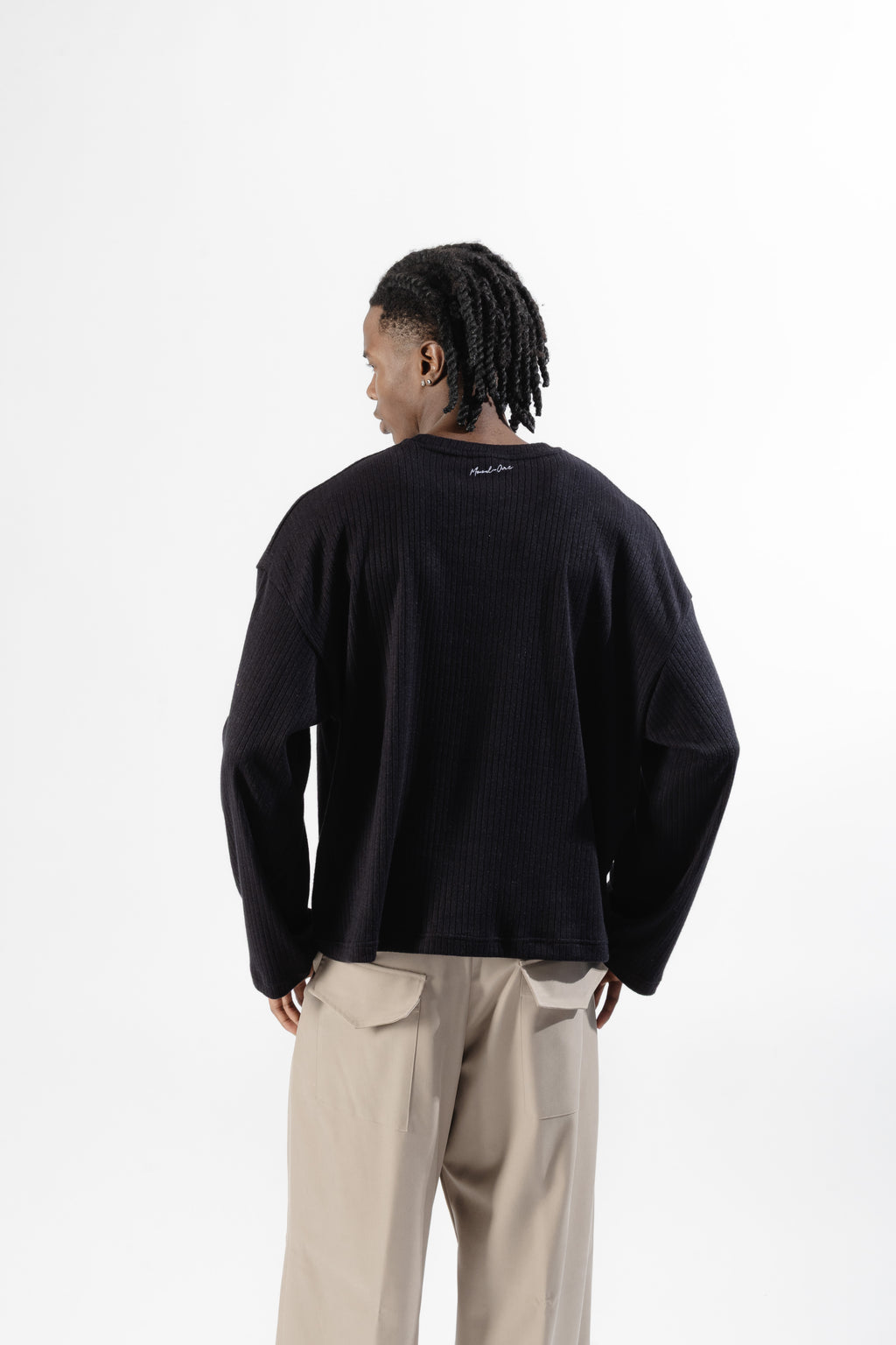 Black Ribbed Longsleeve