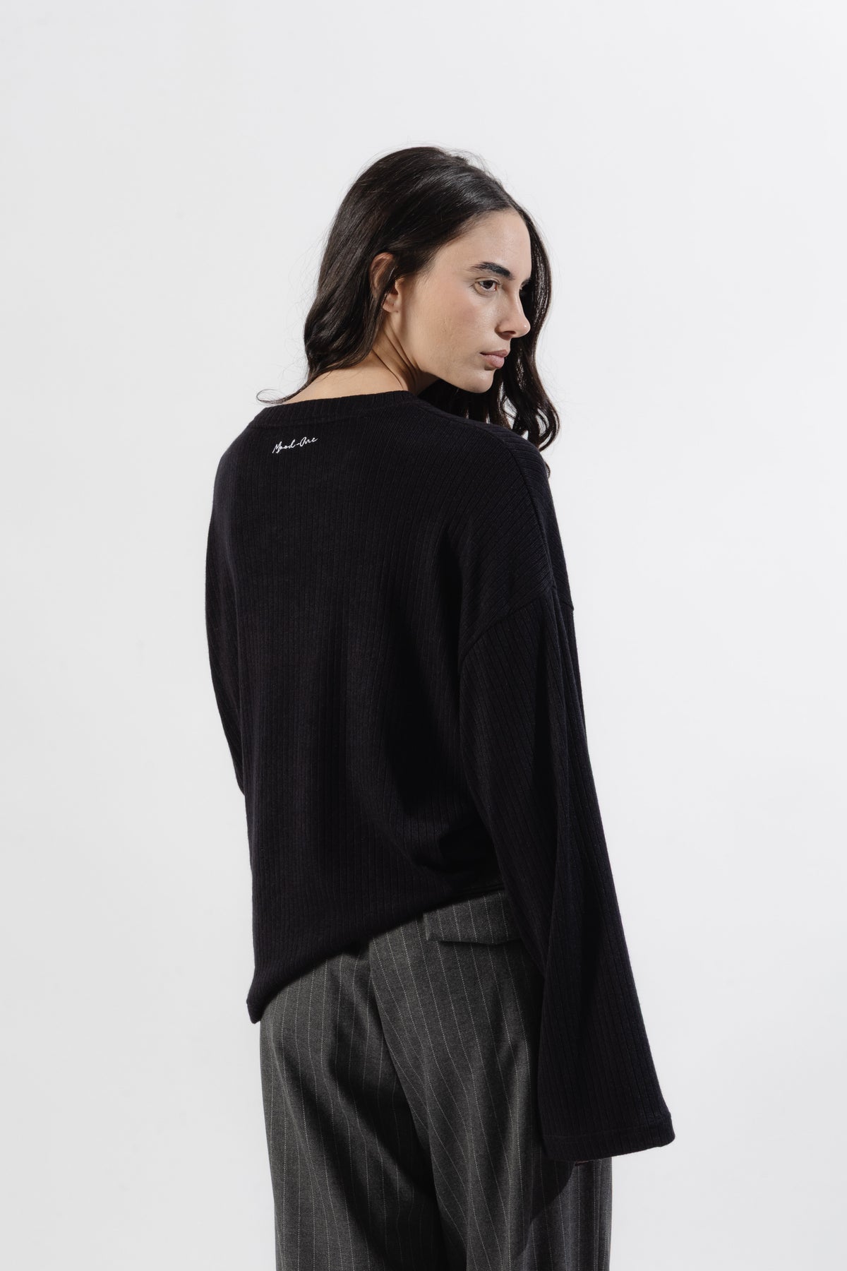 Black Ribbed Longsleeve
